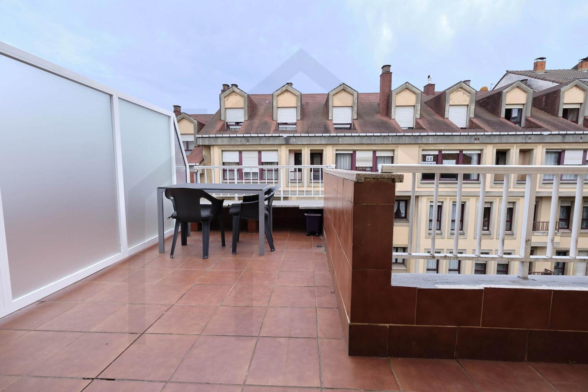 Atico Quintana I - Con Terraza, Vistas A La Ciudad, En El Centro, Con Wifi Y Garaje Apartment Oviedo Luaran gambar
